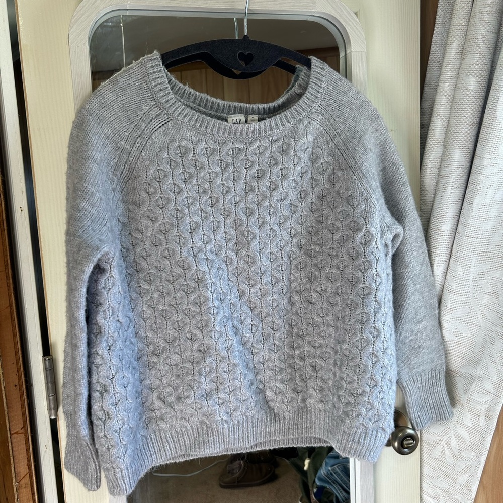 GAP Light Gray Cable Knit Sweater